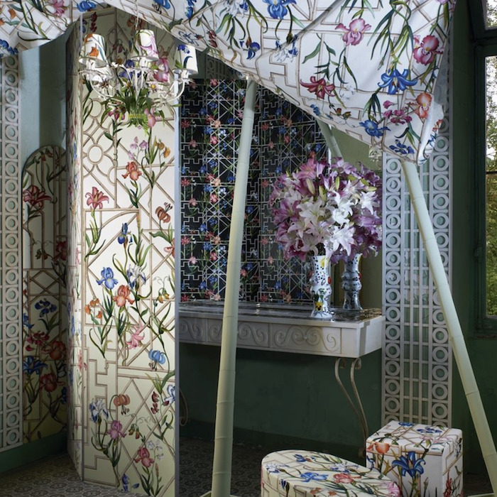 Fretwork garden wallpaper 2 product detail