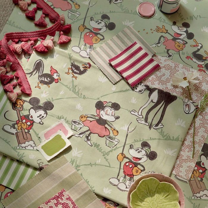 Mickey at the farm wallpaper 1 product detail