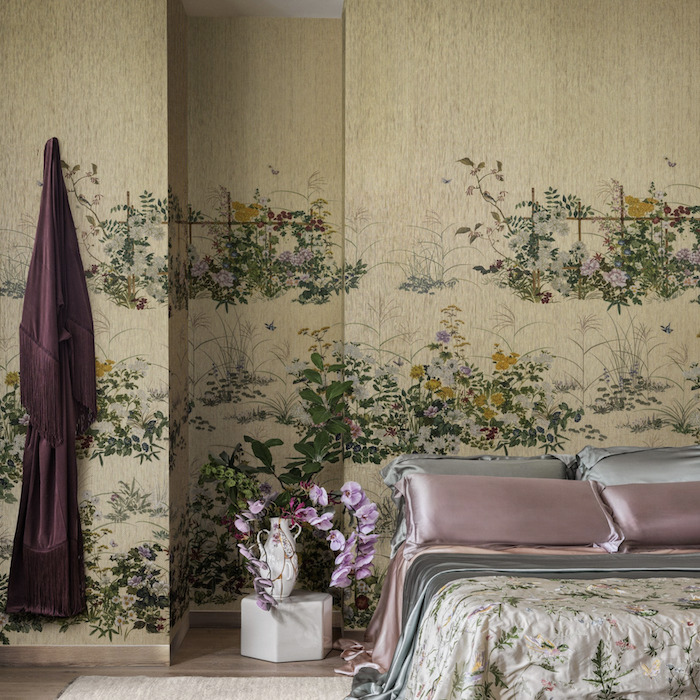 Scenic flora wallpaper product detail