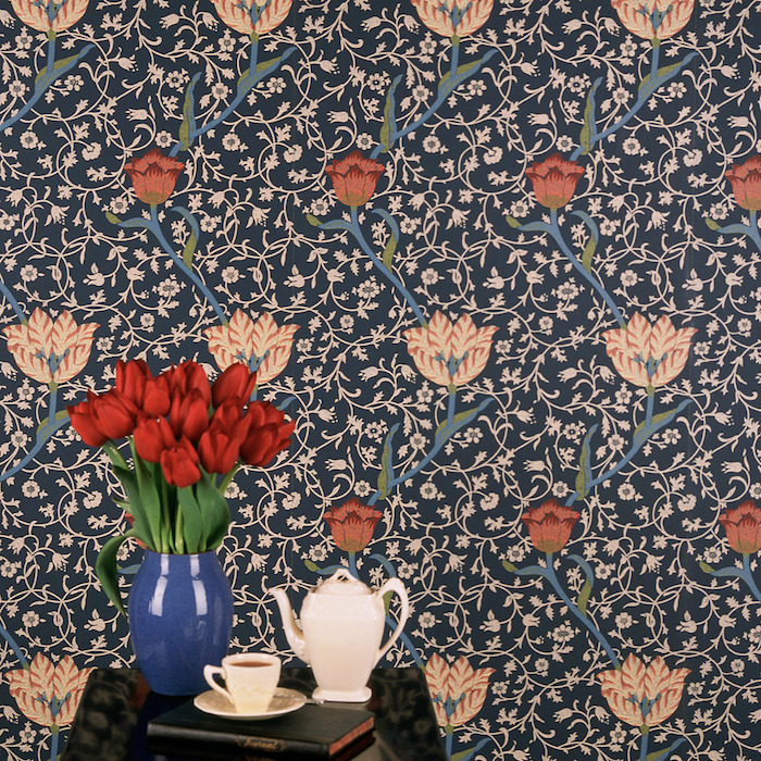 Garden tulip wallpaper product detail